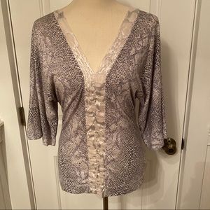 LANGUAGE TOP TEE V-NECK & BACK KIMONO SLEEVE GRAY WHITE BLOUSE Size S